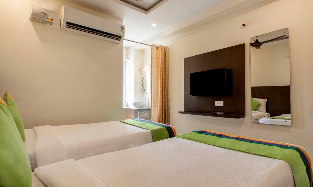 Treebo Sls Grand Hotel Tirupati Exterior photo